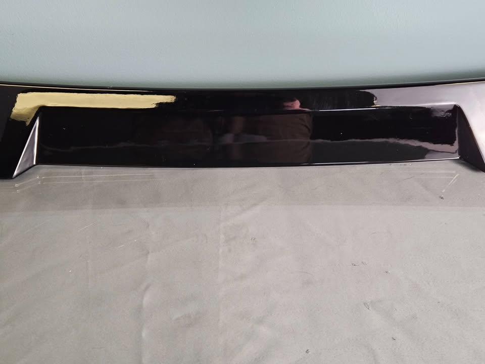 2014–2018 Mazda 3 Hatchback Rear Roof Spoiler